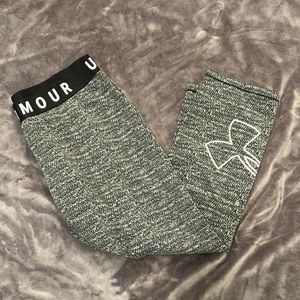 Under Armour womens’ cropped leggings